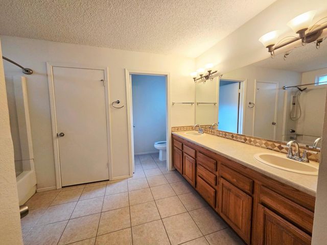 3218 Glade Springs Drive, Houston, TX 77339