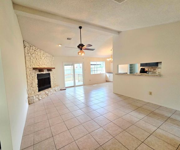 3218 Glade Springs Drive, Houston, TX 77339