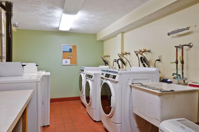 1807 Elliot Avenue 4, Minneapolis, MN 55404