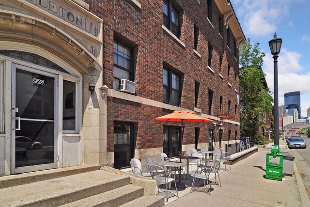 1807 Elliot Avenue 4, Minneapolis, MN 55404