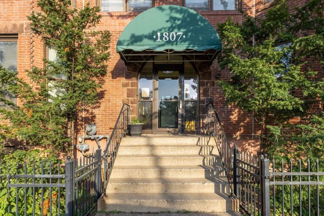 1807 Elliot Avenue 4, Minneapolis, MN 55404