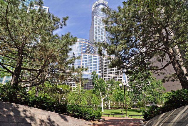 1807 Elliot Avenue 4, Minneapolis, MN 55404