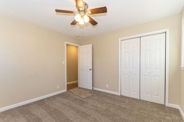 816 Garrettsburg Rd, Clarksville, TN 37042