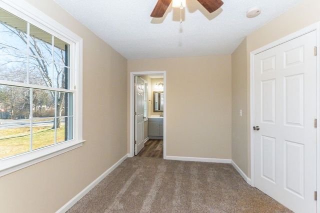 816 Garrettsburg Rd, Clarksville, TN 37042