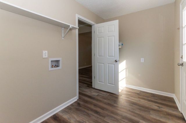 816 Garrettsburg Rd, Clarksville, TN 37042