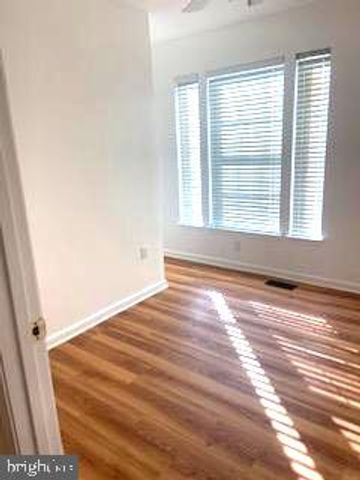 9 BALMORAL CT, Wilmington, DE 19808