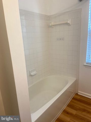 9 BALMORAL CT, Wilmington, DE 19808