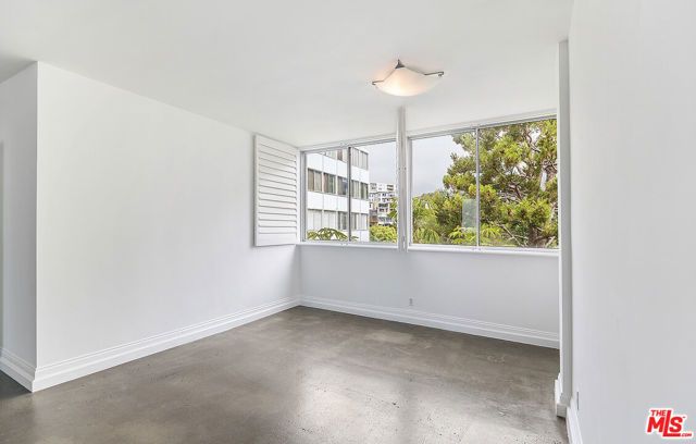 17366 W Sunset Boulevard 201, Pacific Palisades (los Angeles), CA 90272