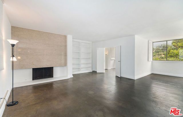 17366 W Sunset Boulevard 201, Pacific Palisades (los Angeles), CA 90272