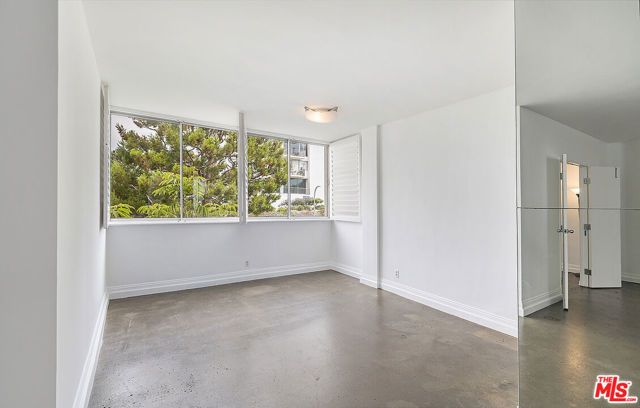 17366 W Sunset Boulevard 201, Pacific Palisades (los Angeles), CA 90272