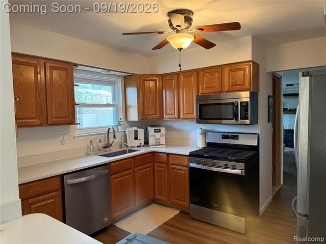 25177 Alicia Street, Brownstown, MI 48134