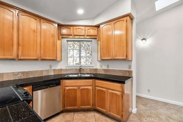 2192 Royal Wood, Turlock, CA 95380