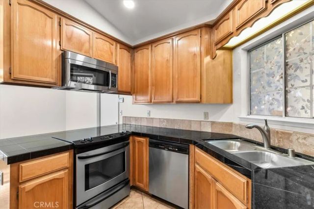 2192 Royal Wood, Turlock, CA 95380