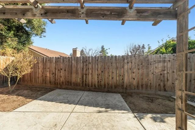 2192 Royal Wood, Turlock, CA 95380