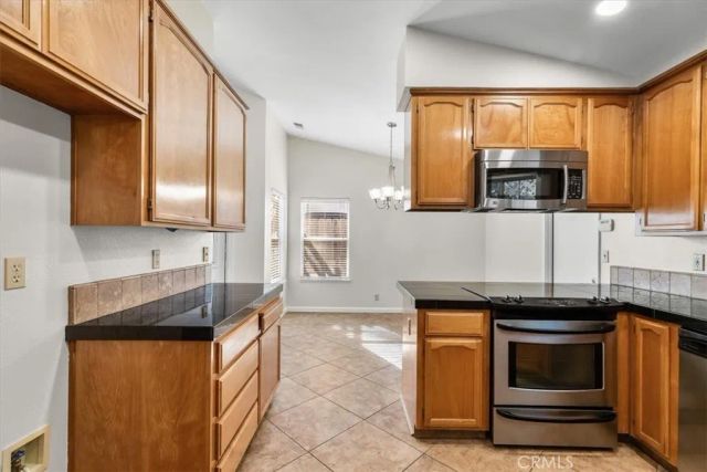 2192 Royal Wood, Turlock, CA 95380