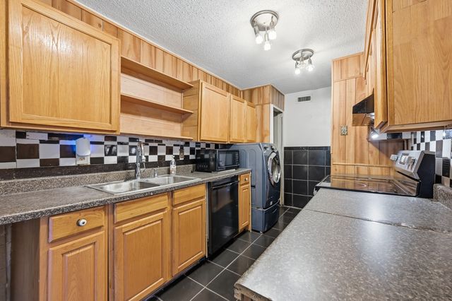 3361 P Avenue, Plano, TX 75074