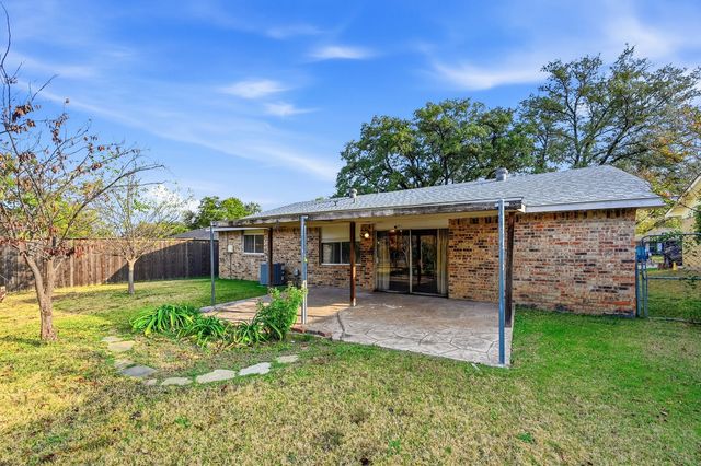 3361 P Avenue, Plano, TX 75074