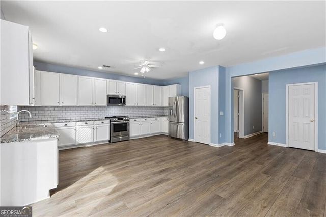167 Parkmont Ln, Dallas, GA 30132