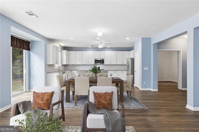 167 Parkmont Ln, Dallas, GA 30132