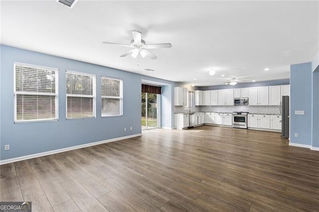 167 Parkmont Ln, Dallas, GA 30132