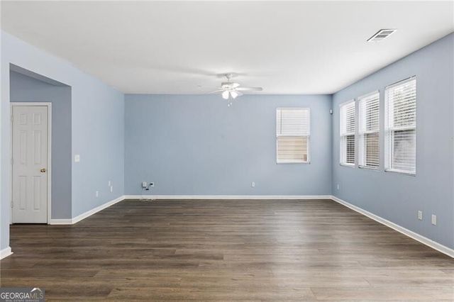 167 Parkmont Ln, Dallas, GA 30132