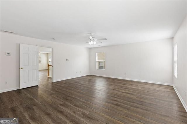 167 Parkmont Ln, Dallas, GA 30132