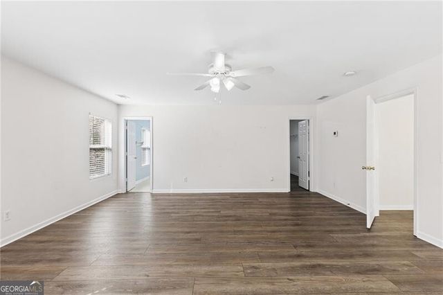 167 Parkmont Ln, Dallas, GA 30132