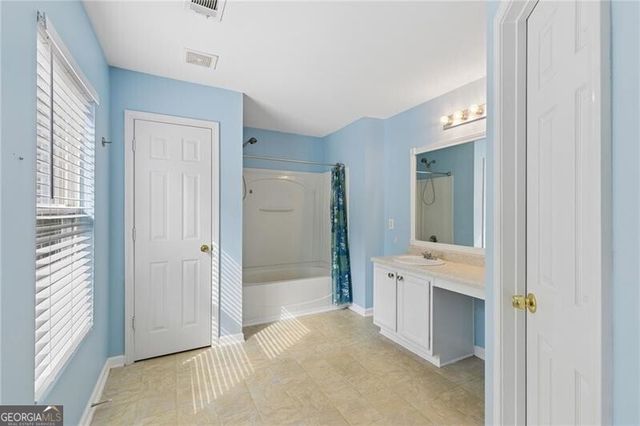167 Parkmont Ln, Dallas, GA 30132
