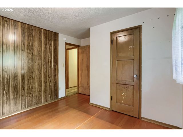 3708 E 14TH St, Vancouver, WA 98661