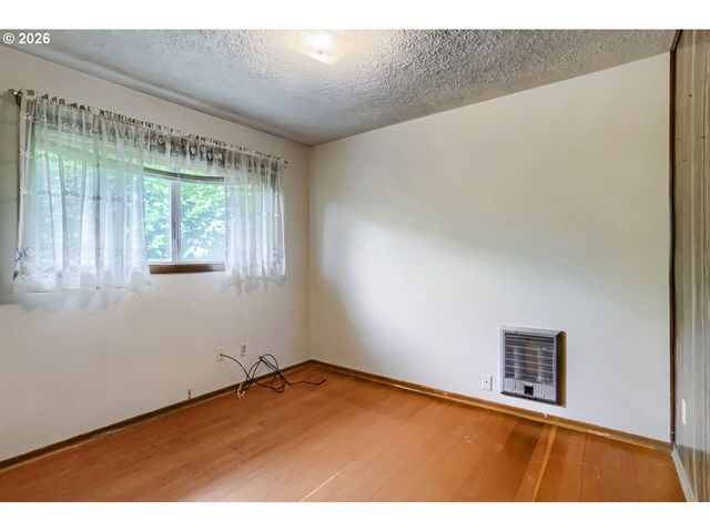 3708 E 14TH St, Vancouver, WA 98661