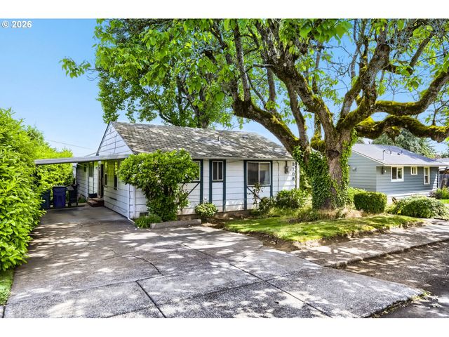 3708 E 14TH St, Vancouver, WA 98661