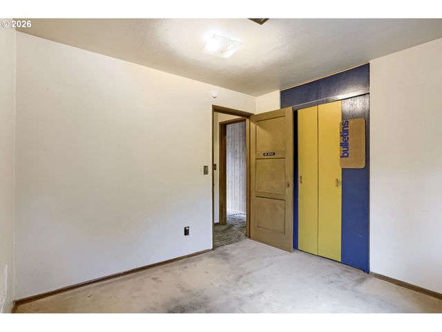 3708 E 14TH St, Vancouver, WA 98661