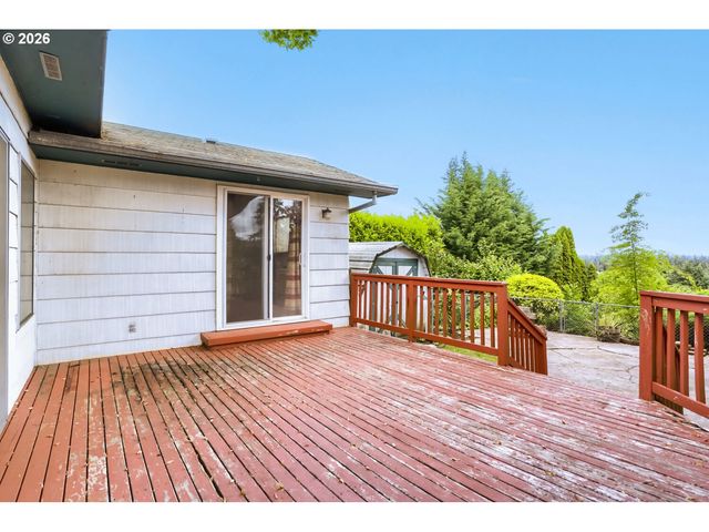 3708 E 14TH St, Vancouver, WA 98661