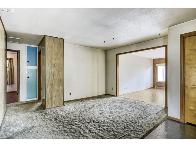 3708 E 14TH St, Vancouver, WA 98661