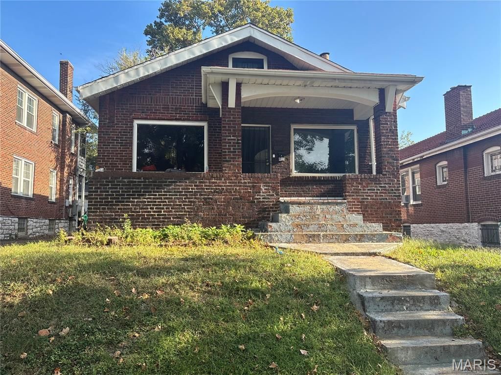 4823 San Francisco Avenue, St Louis, MO 63115