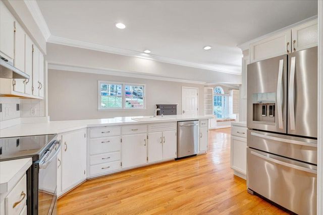 3119 Stoneridge RD, Roanoke, VA 24014