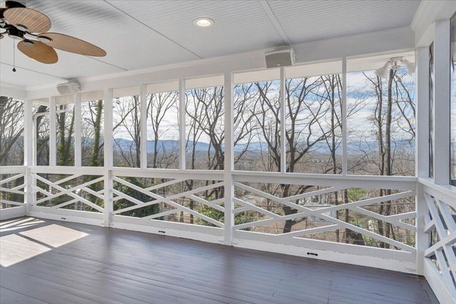 3119 Stoneridge RD, Roanoke, VA 24014