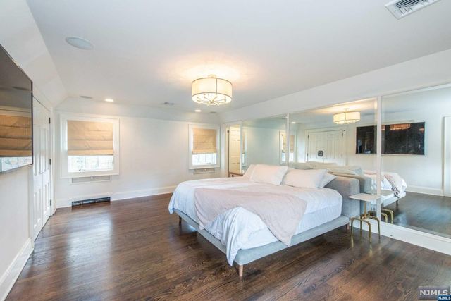 57 Oval Road, Essex Fells, NJ 07021