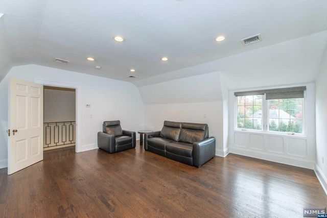 57 Oval Road, Essex Fells, NJ 07021