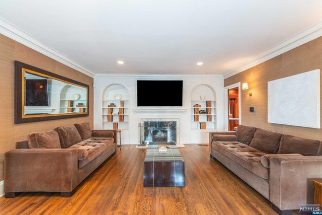 57 Oval Road, Essex Fells, NJ 07021