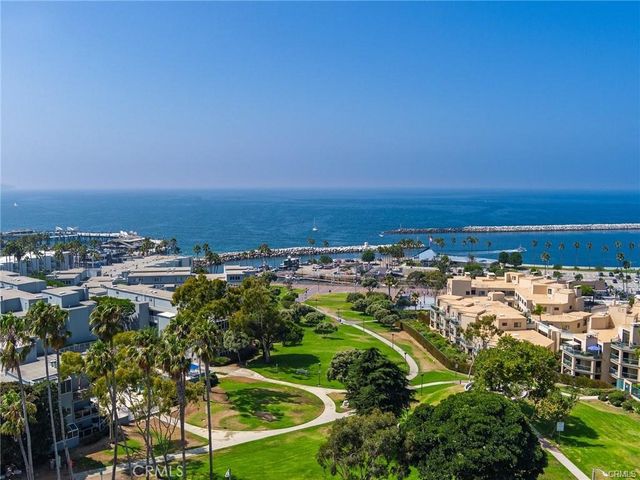 208 N Catalina, Redondo Beach, CA 90277