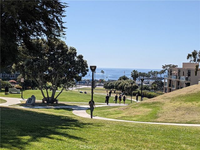 208 N Catalina, Redondo Beach, CA 90277