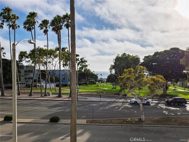 208 N Catalina, Redondo Beach, CA 90277