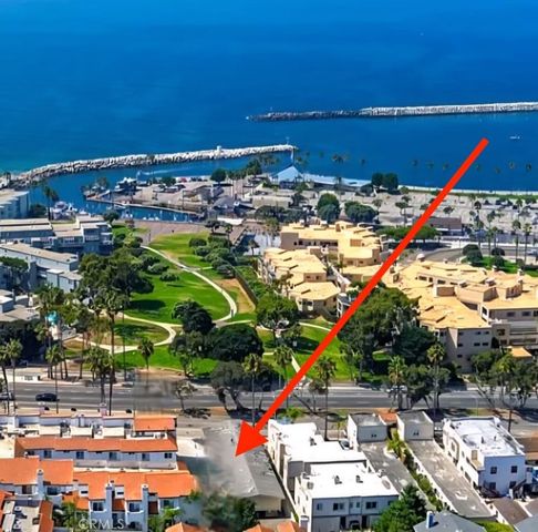 208 N Catalina, Redondo Beach, CA 90277
