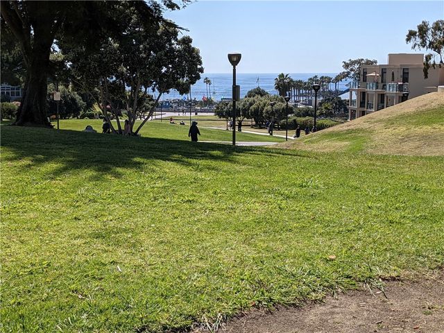 208 N Catalina, Redondo Beach, CA 90277