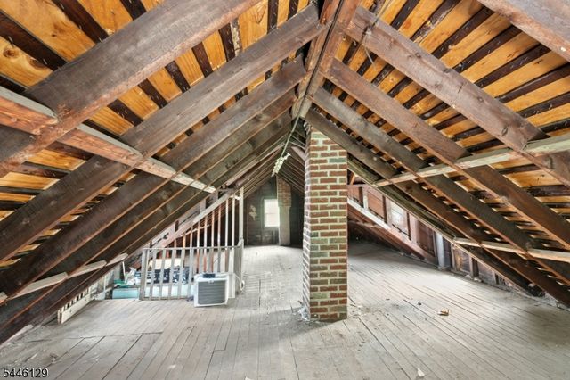 615 Ripley Pl, Westfield Town, NJ 07090