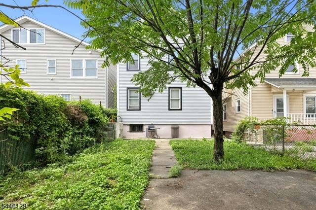 615 Ripley Pl, Westfield Town, NJ 07090