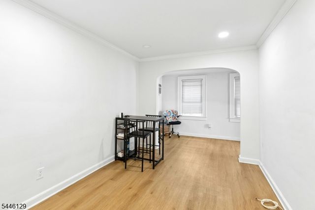 615 Ripley Pl, Westfield Town, NJ 07090