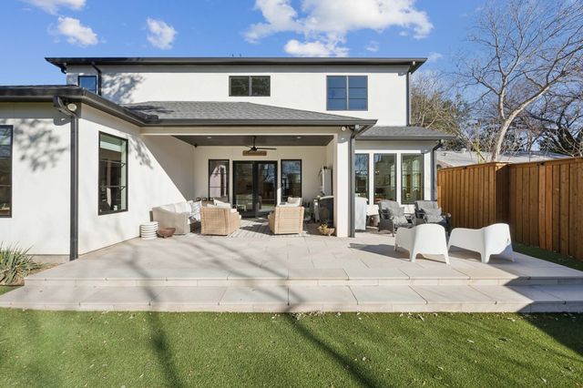 8427 Midway Road, Dallas, TX 75209