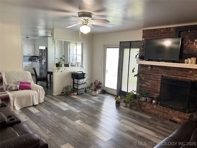 5521 S 76th East Avenue E, Tulsa, OK 74145